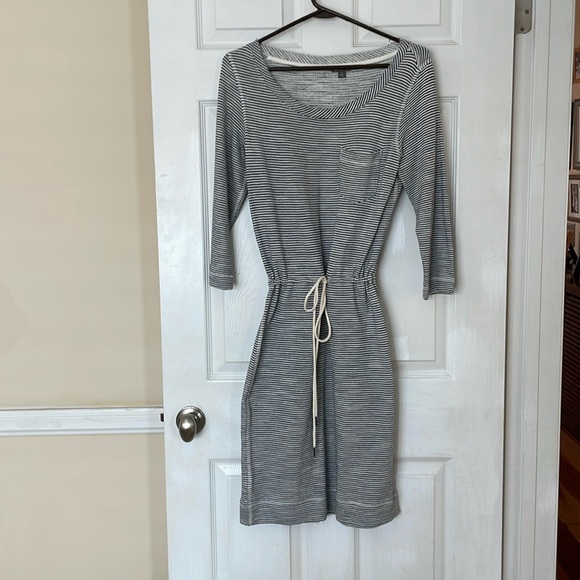 L.L. Bean Dresses & Skirts - Women's LL Bean Dress Navy Stripe